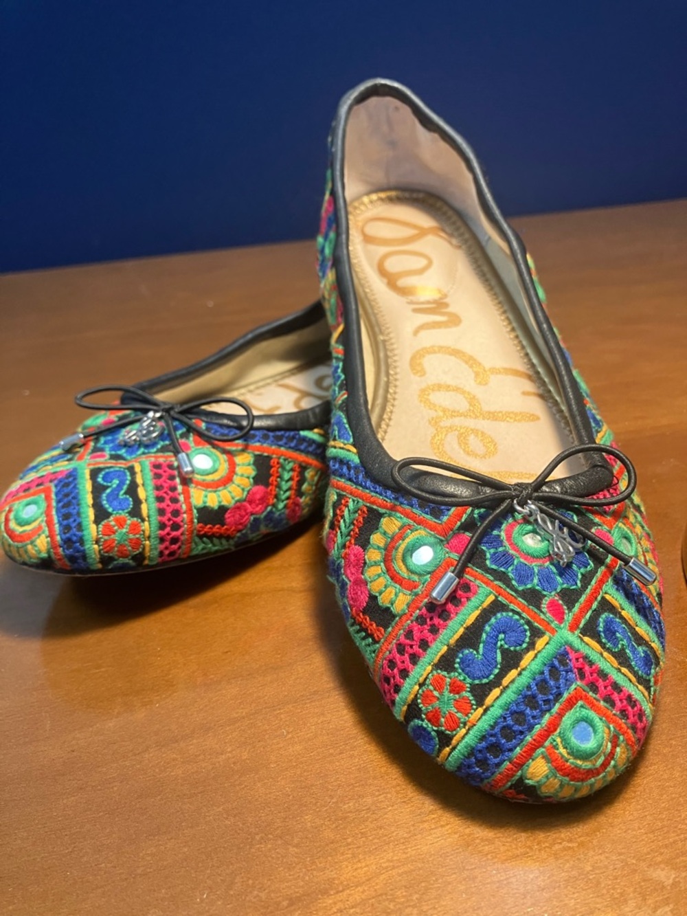 Sam Edelman Multicolor Embroidered Ballet Flats Size 8